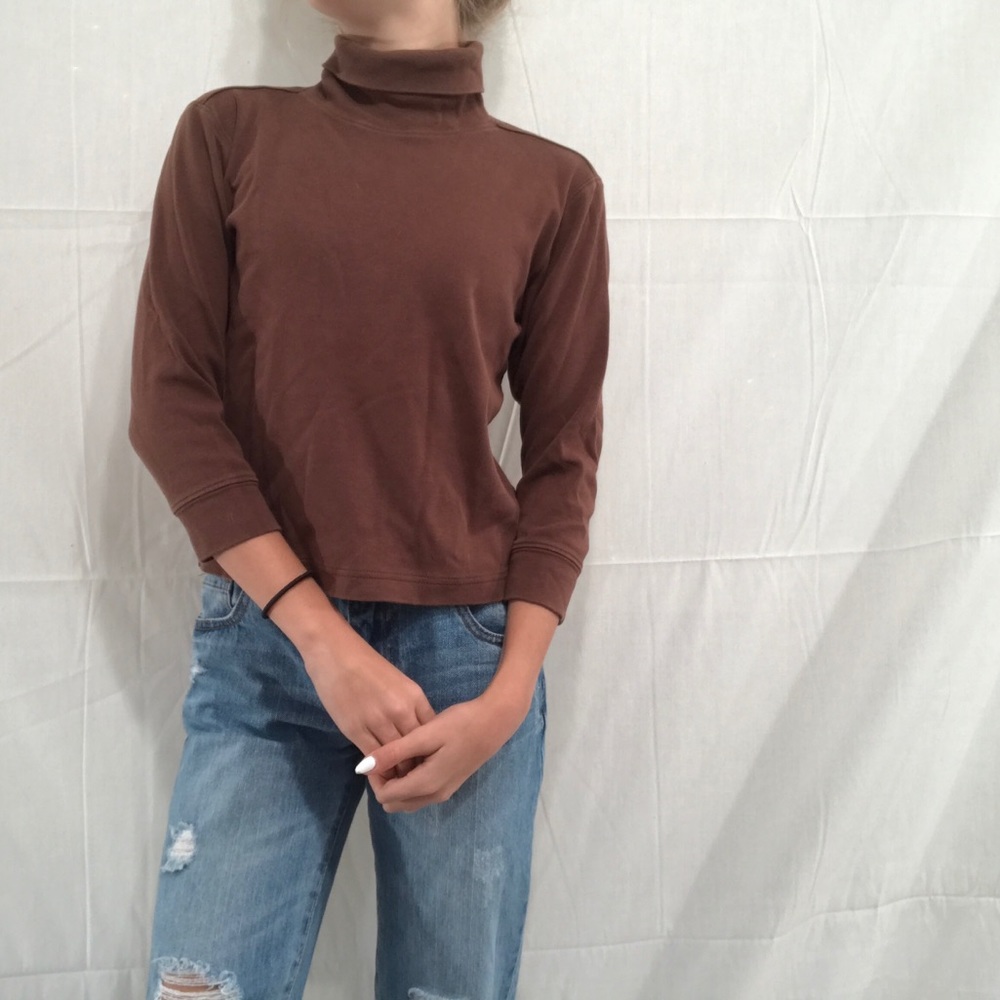 Brown Girl’s Turtleneck 3/4 sleeve shirt!